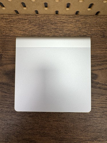 Apple magic trackpad - magic,